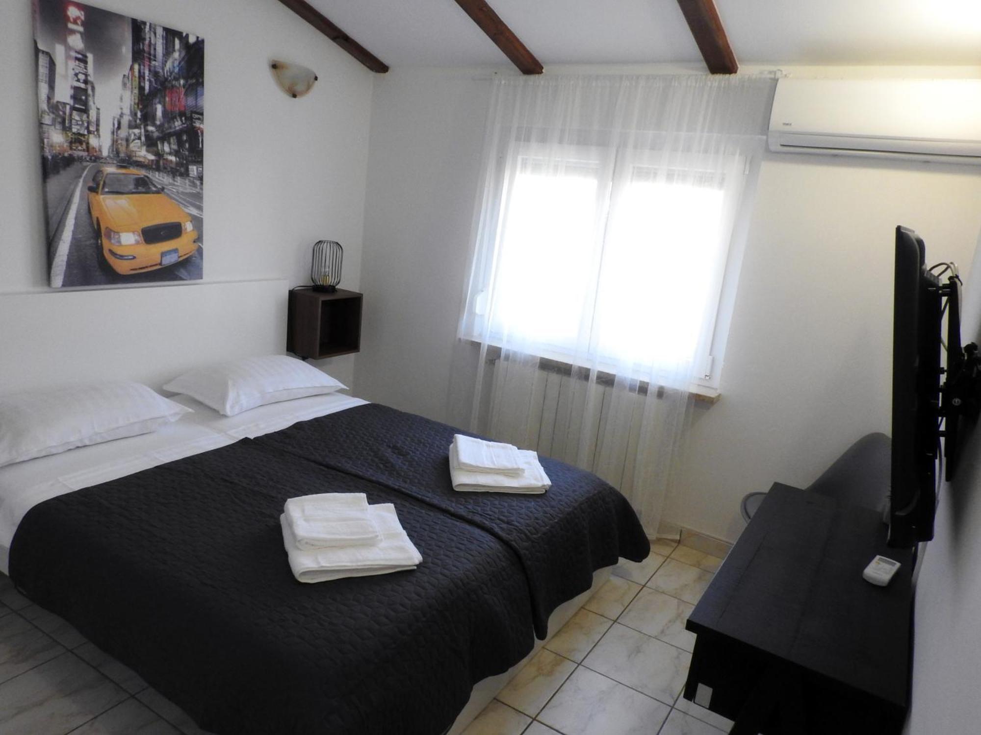 Apartman Ines- Stinjan Pula Exterior photo