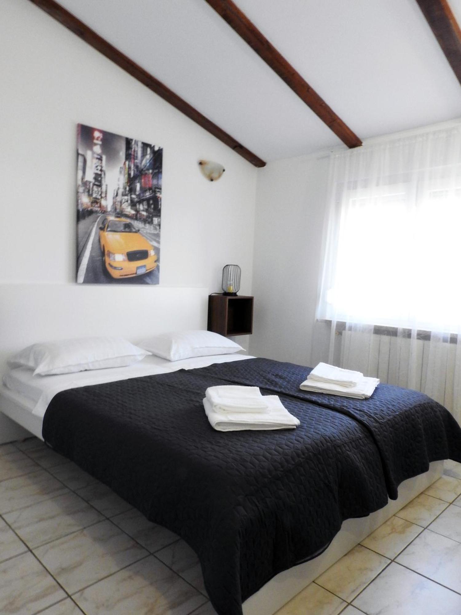 Apartman Ines- Stinjan Pula Exterior photo